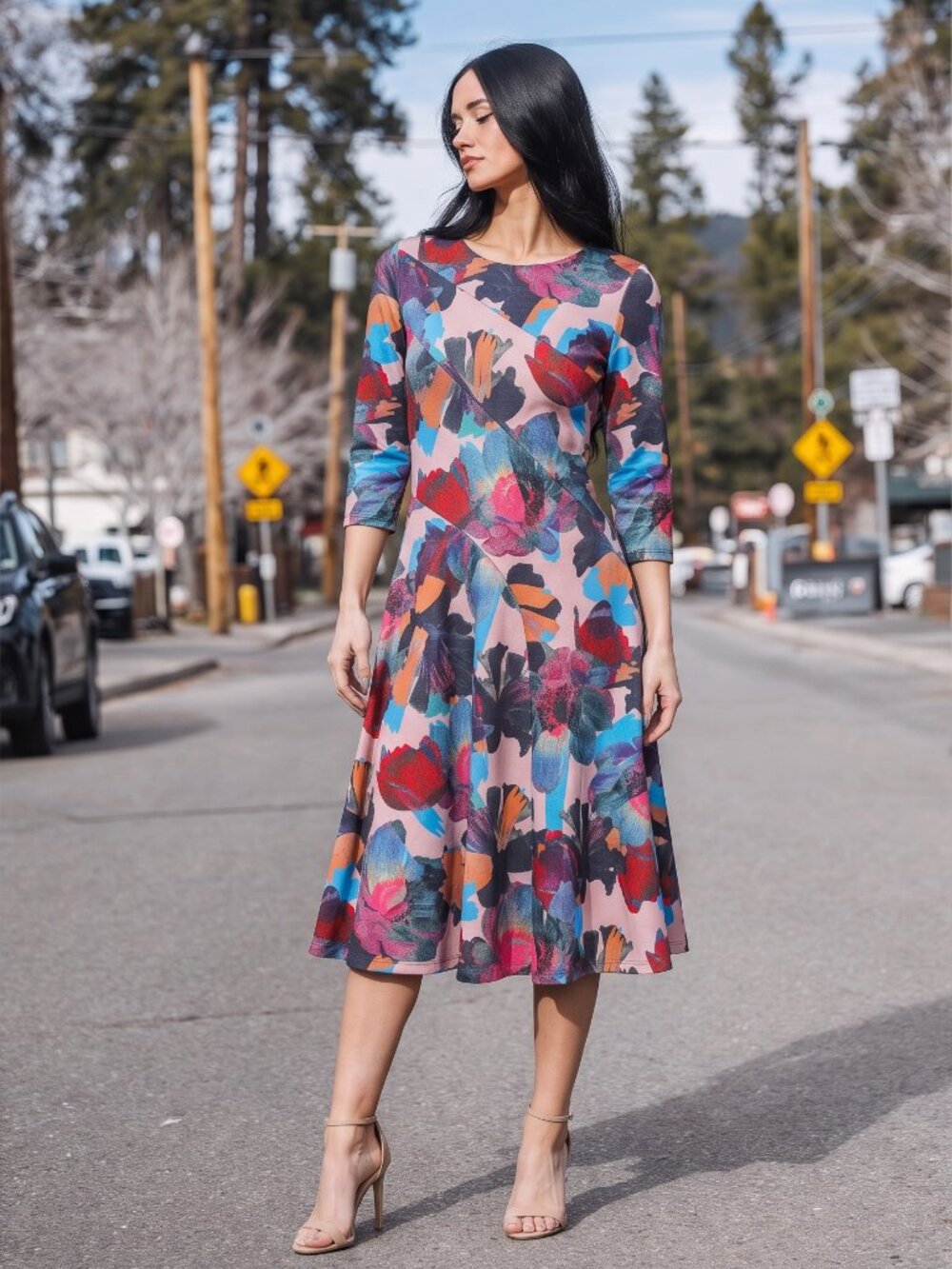 Tia Colorful Abstract Floral Dress | Resort Cruise Vacation | Sz S